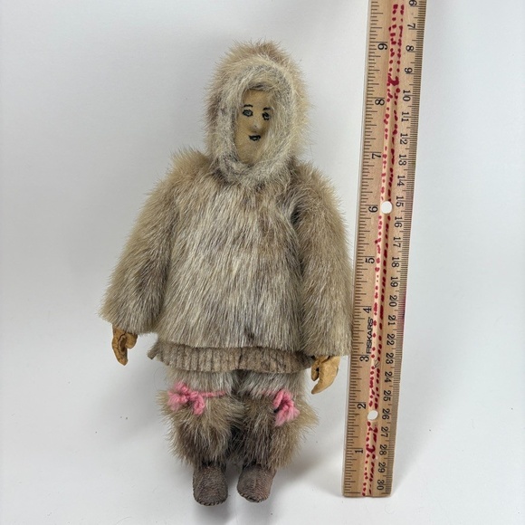 VTG Inuit Native American Alaskan Eskimo Doll 9" Fur Coat 1940s 50s Genuine - Picture 7 of 7